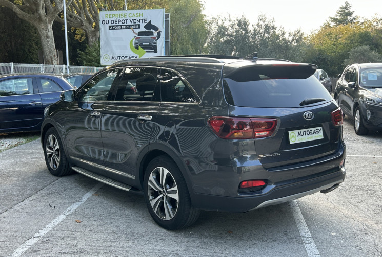 Kia SORENTO KIA Sorento 2.2 CRDi 200ch ISG GT Line 4x4 BVA8 Toit ouvrant / Carplay android auto