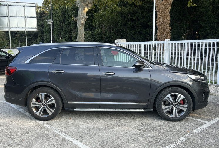 Kia SORENTO KIA Sorento 2.2 CRDi 200ch ISG GT Line 4x4 BVA8 Toit ouvrant / Carplay android auto