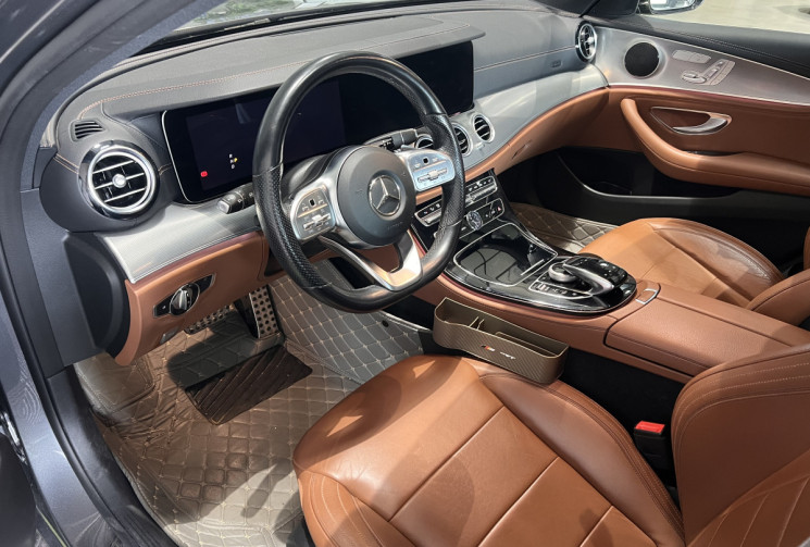 Mercedes CLASSE E  220 D 195 CH AMG LINE