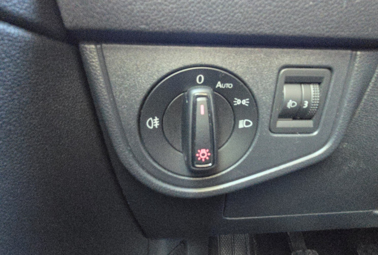 Volkswagen Polo VI 1.6 TDI 80ch Confortline Business * Carplay * Radar Av Ar