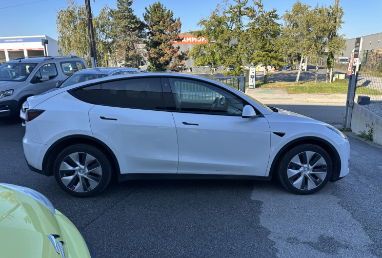 Tesla Model Y  LONG RANGE AWD 351 CV