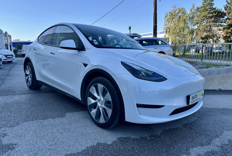 Tesla Model Y Maximum Range AWD 514 cv Boîte auto