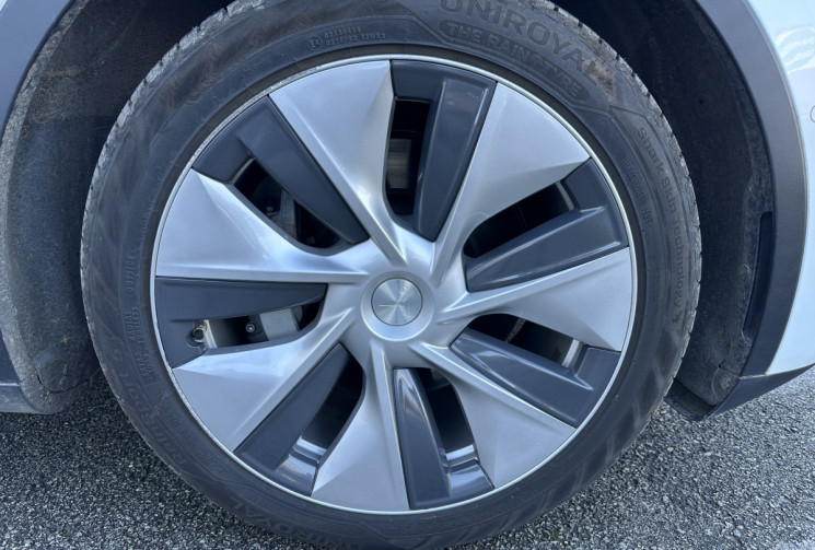 Tesla Model Y Maximum Range AWD 514 cv Boîte auto