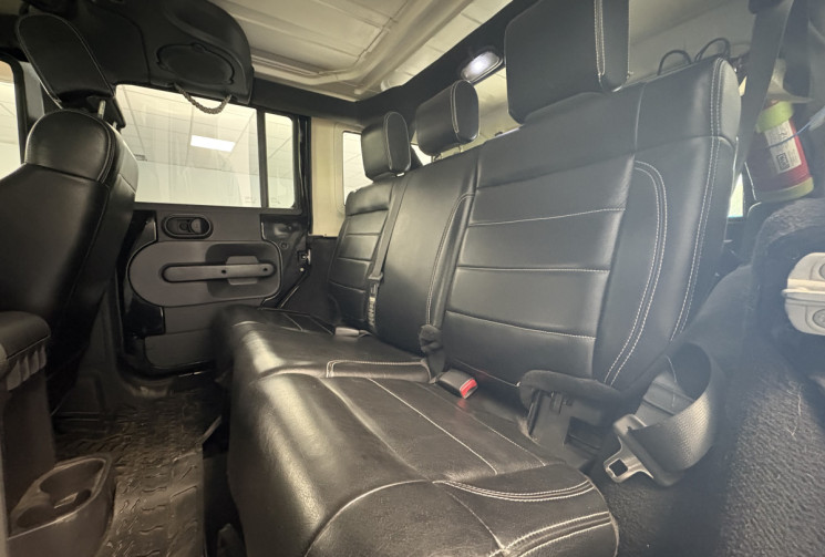 Jeep Wrangler 3.8 V6 200 CV BOITE AUTO    CUIR 