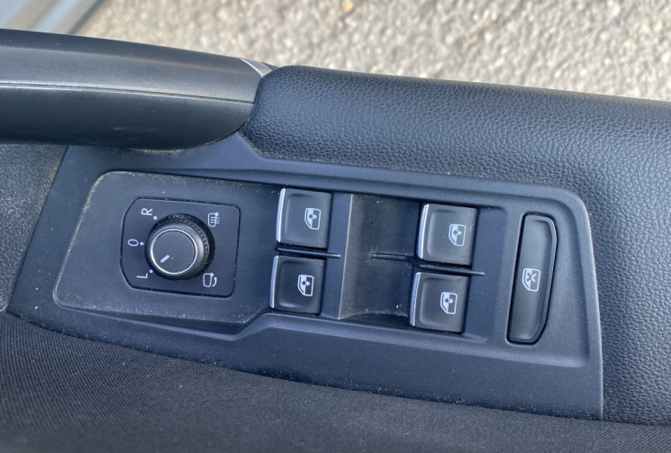Volkswagen Tiguan II 2.0 TDi 16V BMT 4Motion DSG7 CARAT 150CH