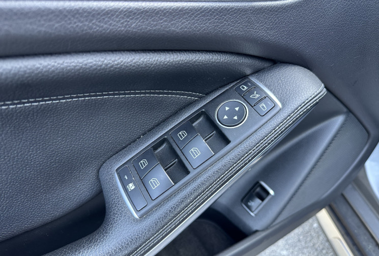 Mercedes GLA 45 AMG 2.0 i TURBO 4MATIC 7G-DCT 360 * IMMATRICULATION FRANCE / TOIT OUVRANT / CUIR Mercedes GLA 45 AMG 2.0 i TURBO 4MATIC 7G-DCT 360 * IMMATRICULATION FRANCE / TOIT OUVRANT / CUIR