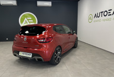 Renault Clio 220 ch RS Trophy