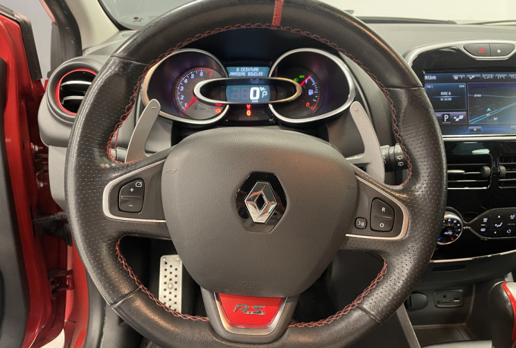 Renault Clio 220 ch RS Trophy