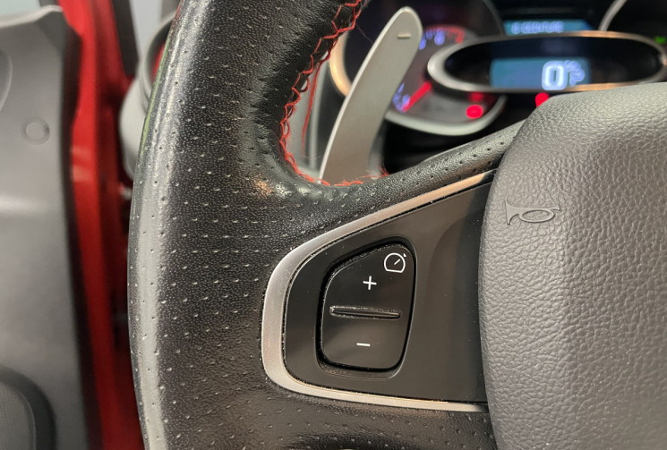 Renault Clio 220 ch RS Trophy