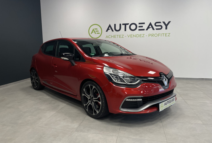 Renault Clio 220 ch RS Trophy