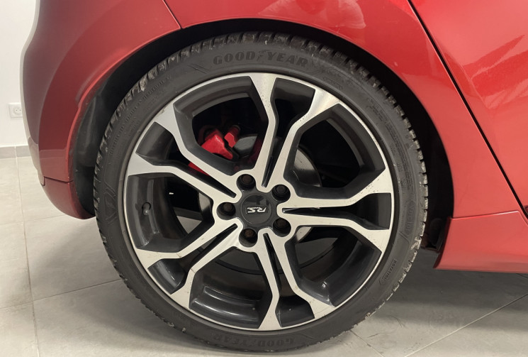 Renault Clio 220 ch RS Trophy