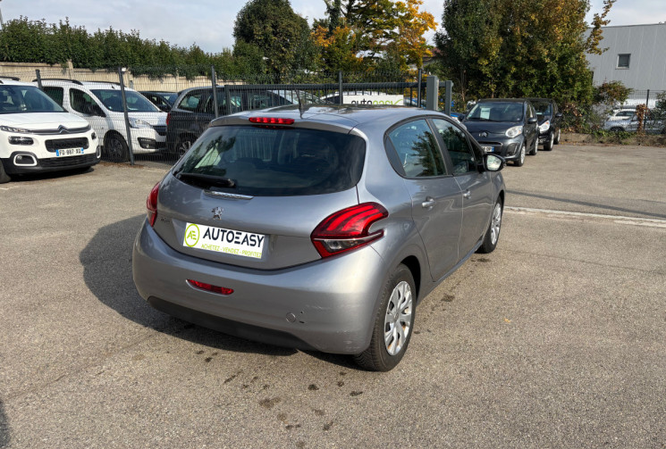 Peugeot 208 1.5 BLUEHDI / 100 CH / ACTIVE 