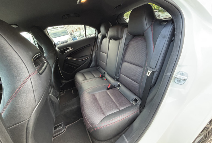 Mercedes Classe A A 200 CDI / 136 / FINITION AMG