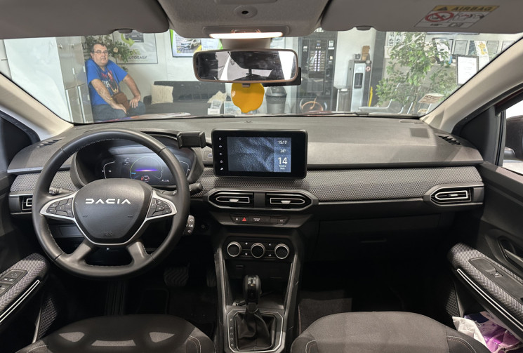 Dacia Jogger 1.6 hybrid 140 ch Extreme 7 places