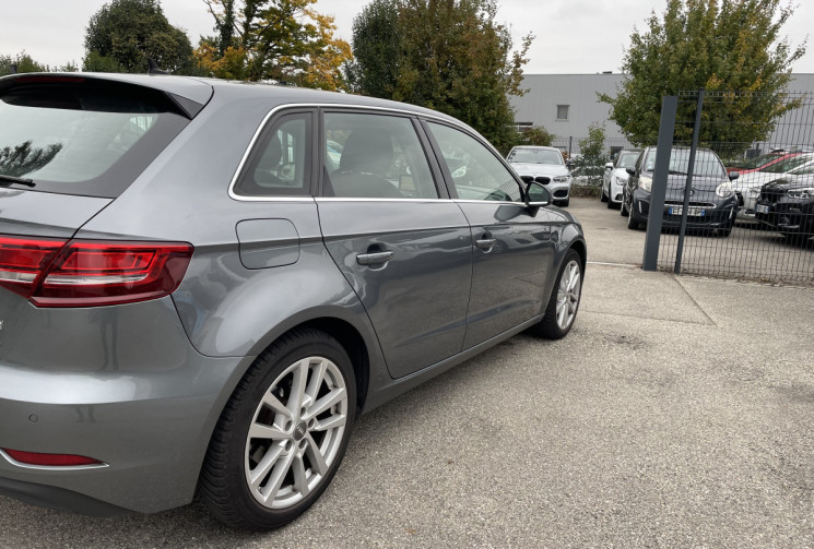 Audi A3 SPORTBACK 1.6 TDI / 116 CH / S TRONIC