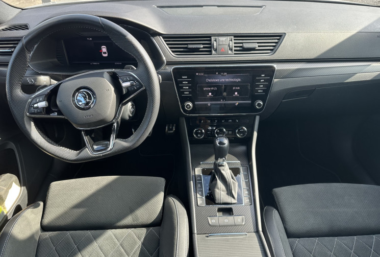 Skoda SUPERB 1.4 TSI 218 Plug in Hybrid 156 SPORTLINE