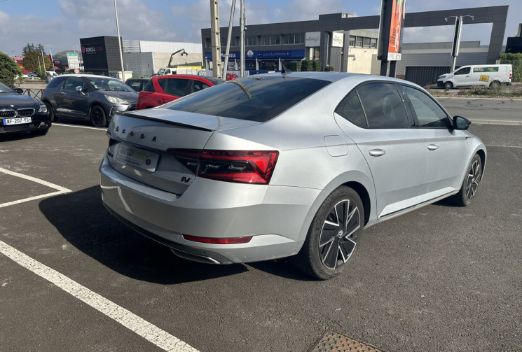 Skoda SUPERB 1.4 TSI 218 Plug in Hybrid 156 SPORTLINE