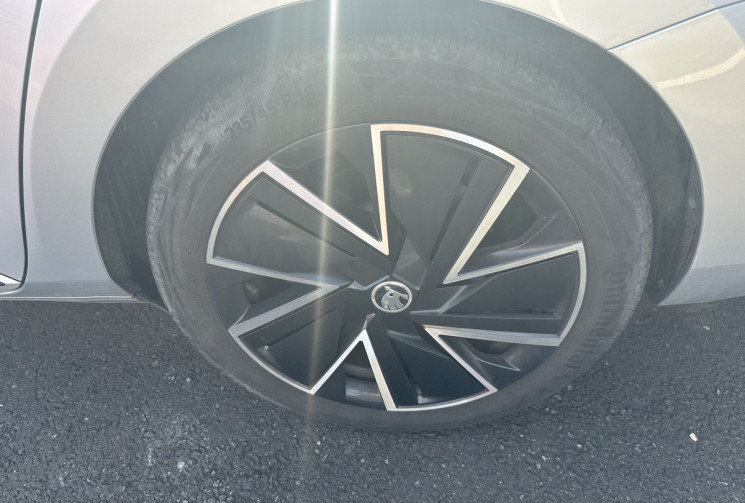 Skoda SUPERB 1.4 TSI 218 Plug in Hybrid 156 SPORTLINE