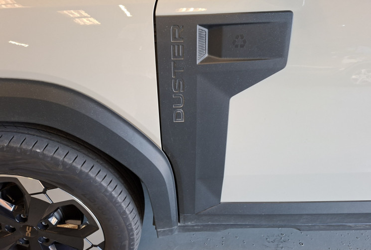 Dacia Duster 1.6 140   4X2 HYBRIDE EXTREME