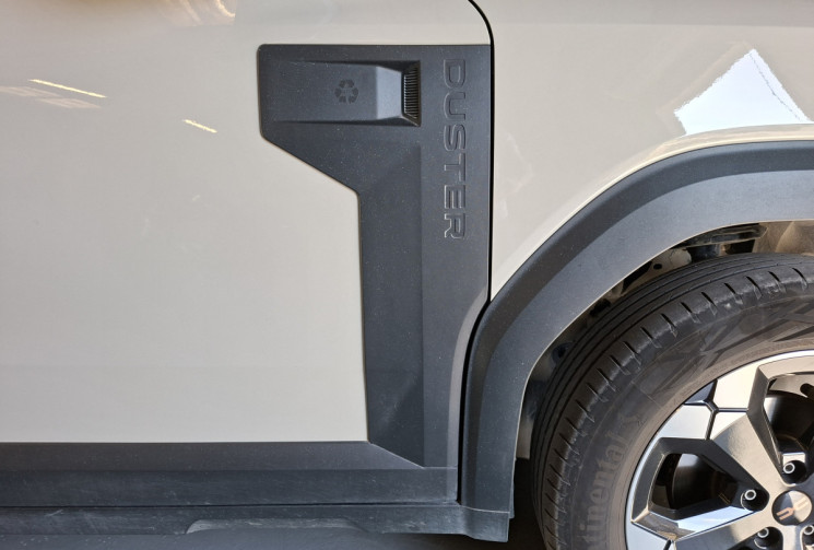 Dacia Duster 1.6 140   4X2 HYBRIDE EXTREME