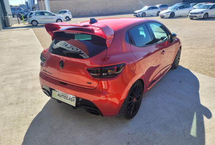 Renault Clio IV RS 1.6 TURBO EDC 