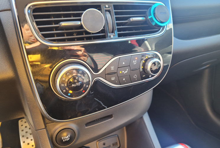 Renault Clio IV RS 1.6 TURBO EDC 