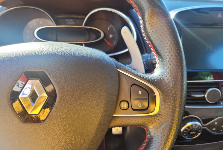 Renault Clio IV RS 1.6 TURBO EDC 