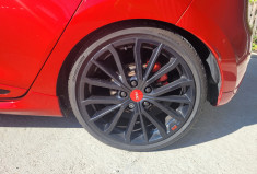Renault Clio IV RS 1.6 TURBO EDC 
