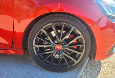 Renault Clio IV RS 1.6 TURBO EDC 