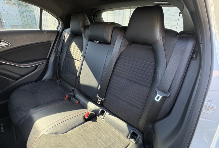 Mercedes Classe A  220 CDI 170cv Fascination PACK AMG * 1ERE MAIN * Toit Ouvrant * Caméra