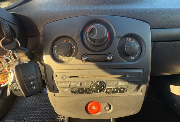 Renault CLIO ESTATE  III Phase 2 1.2 75 / GARANTIE 12 MOIS / BON ETAT