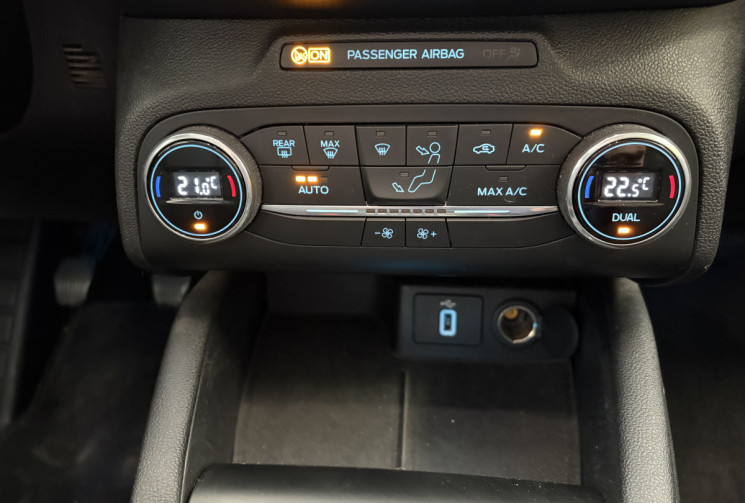 Ford Focus 1.0  ECOBOOST 125 CV  TITANIUM
