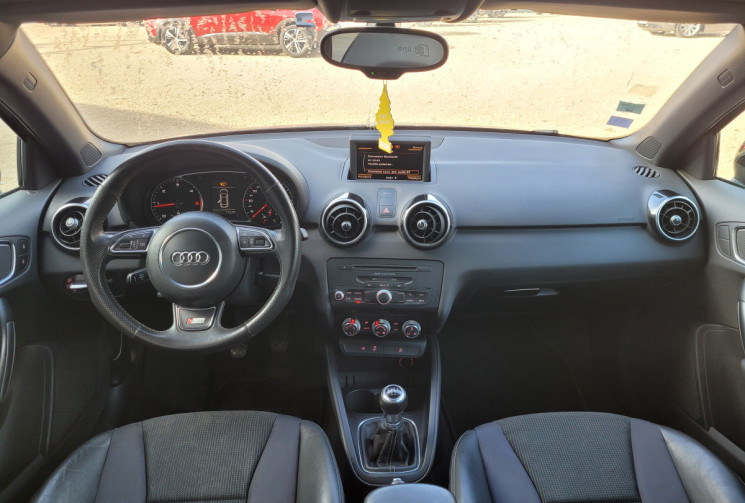 Audi A1 SPORTBACK 1.6 TDI 105 S LINE