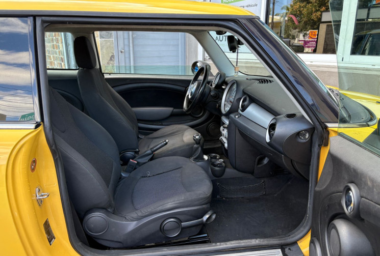 Mini Mini (R56) One 1.4 i 16V 95cv