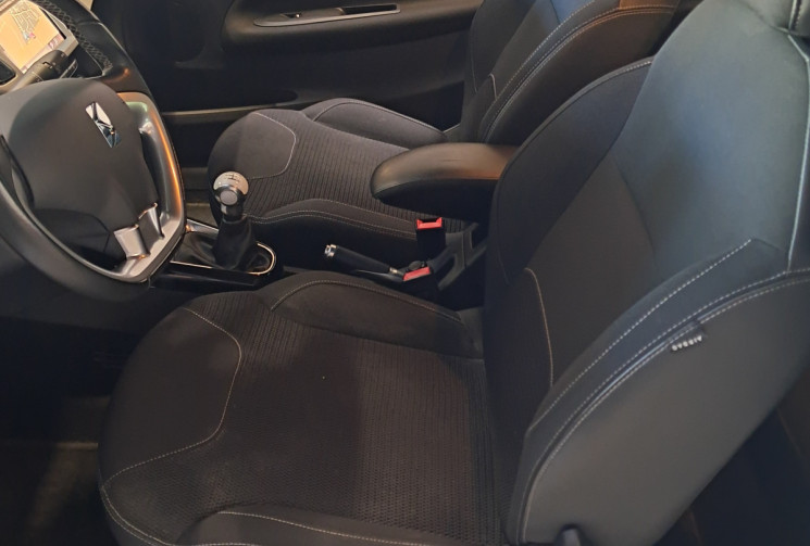 DS DS 3 1.2 puretech 110 SOCHIC DISTRI OK / 2EME MAIN / ENTRETIEN A JOUR 