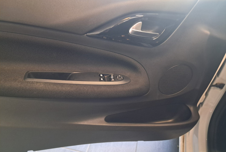 DS DS 3 1.2  110 SOCHIC / 2EME MAIN  DISTRIBUTION ET  ENTRETIEN A JOUR 