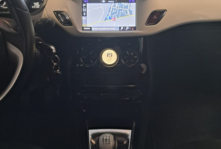 DS DS 3 1.2 puretech 110 SOCHIC DISTRI OK / 2EME MAIN / ENTRETIEN A JOUR 