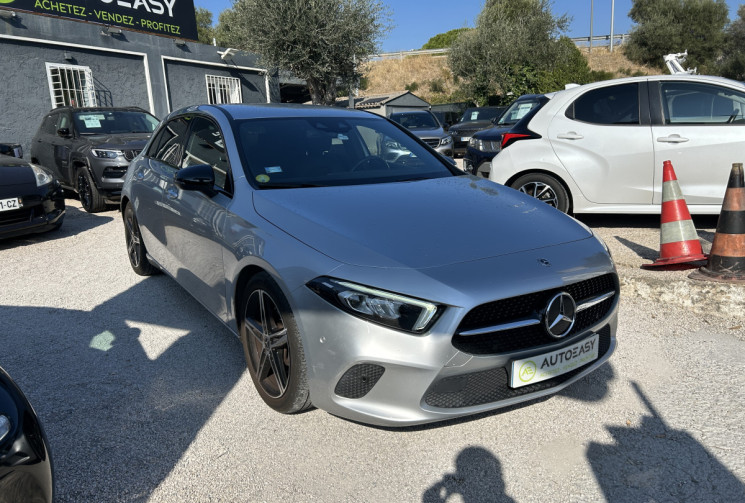 Mercedes Classe A IV 180 D 116 Ch PROGRESSIVE LINE 8G-DCT * ECLAIRAGE D'AMBIANCE * CARPLAY 
