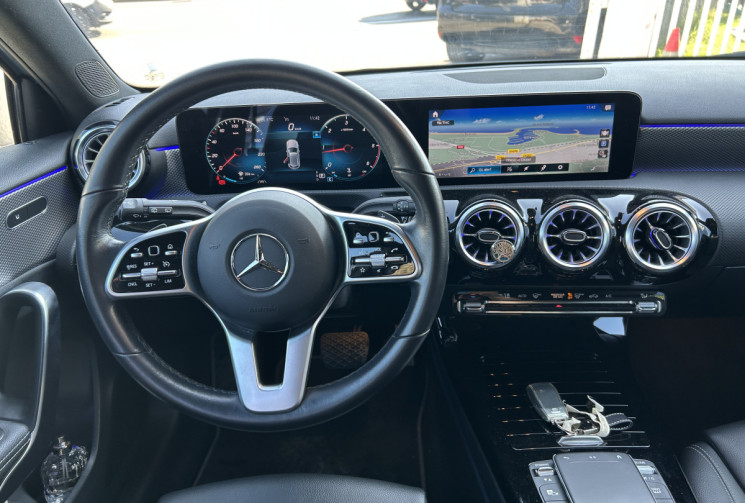 Mercedes Classe A IV 180 D 116 Ch PROGRESSIVE LINE 8G-DCT * ECLAIRAGE D'AMBIANCE * CARPLAY 