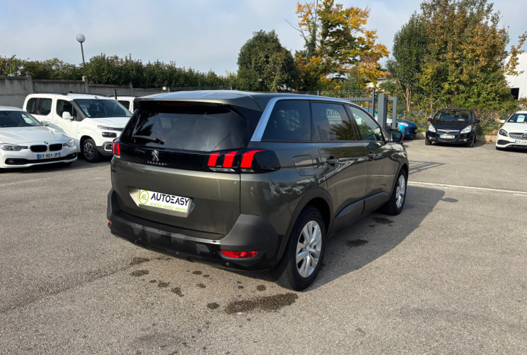 Peugeot 5008 130 ch / Active Business / EAT8