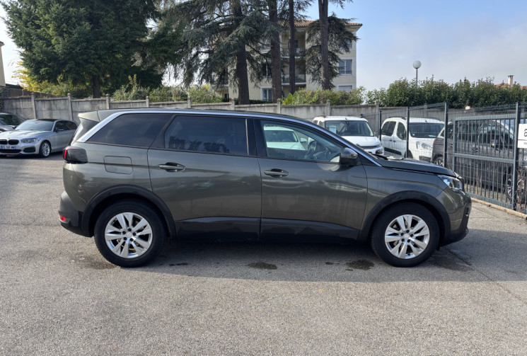 Peugeot 5008 130 ch / Active Business / EAT8