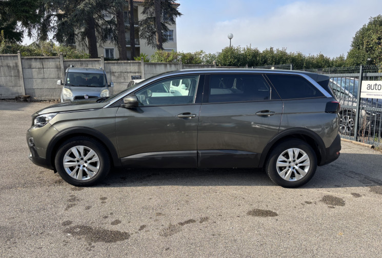 Peugeot 5008 130 ch / Active Business / EAT8