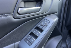 Nissan Qashqai e-POWER 190 N-Connecta / Seulement 2400 km / Contrat d'Entretien 3 ans / En Stock