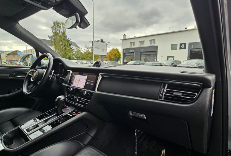 Porsche Macan  2.0 265 ch Toit panoramique Immat Française 