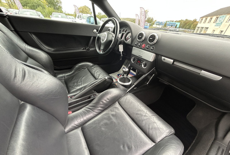 Audi TT MK1 1.8 TURBO 180 CH TBE ENTIEREMENT D'ORIGINE