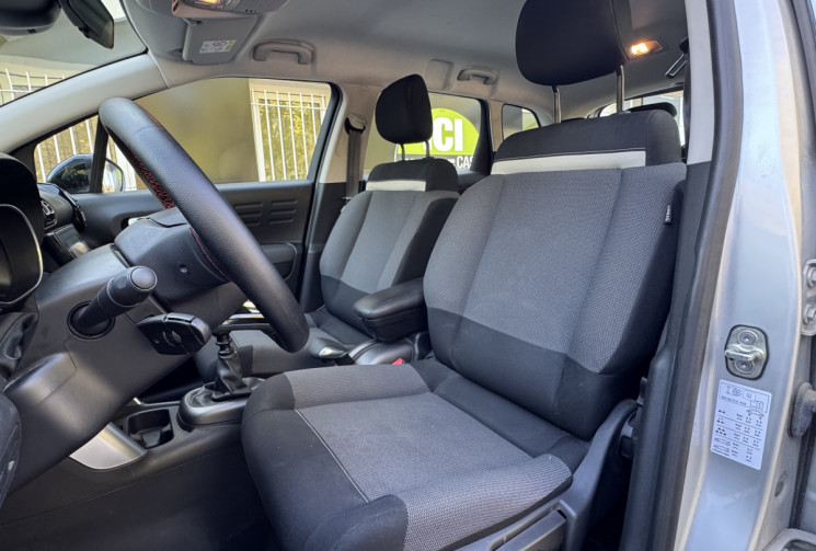 Citroën C3 Aircross FEEL 1.2 THP 110 / Carplay / GPS / Attelage / Entretien à jour
