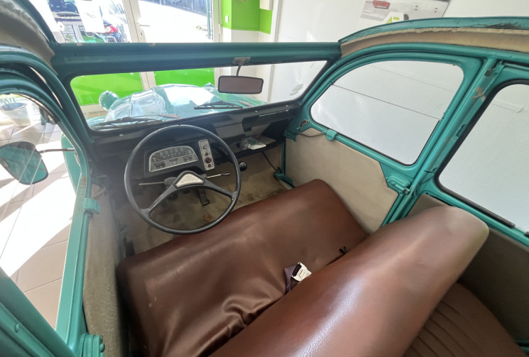 Citroën 2CV 2CV4 à finir de restaurer 