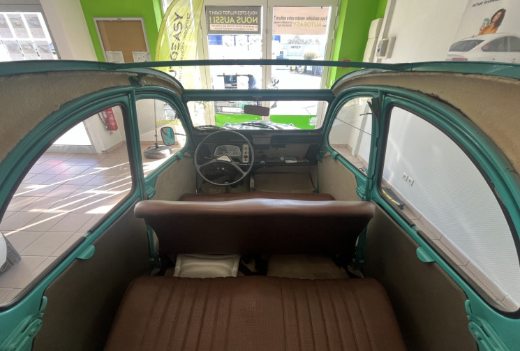 Citroën 2CV 2CV4 à finir de restaurer 