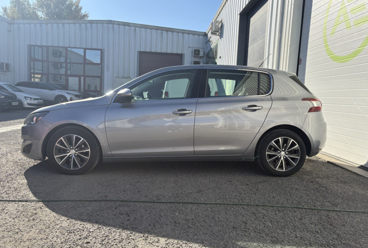 Peugeot 308 Allure 130 cv Boite Auto EAT6 * Entretien Complet Peugeot Moteur Neuf * Dashcam Av & AR