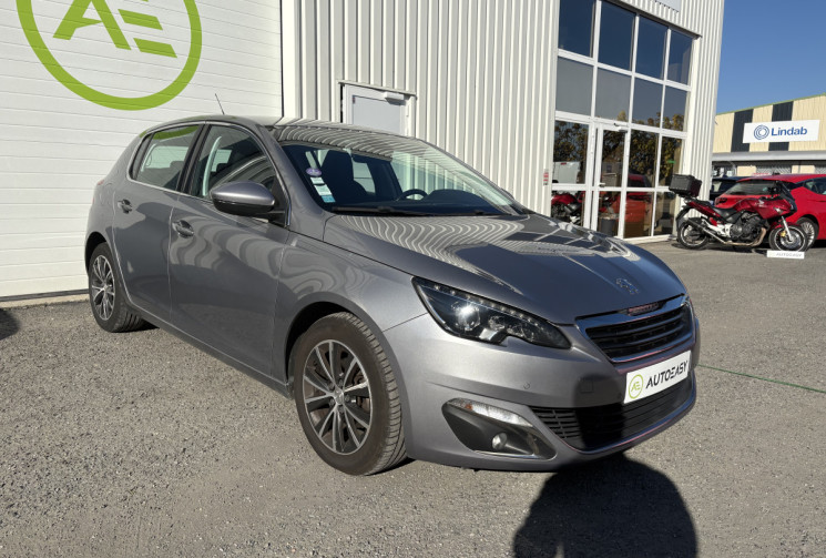 Peugeot 308 Allure 130 cv Boite Auto EAT6 * Entretien Complet Peugeot Moteur Neuf * Dashcam Av & AR